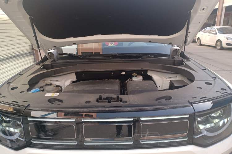 Used BAIC Off-Road BJ30 2024 1.5T Magic Electric Drive Advanced Version Engine Bay