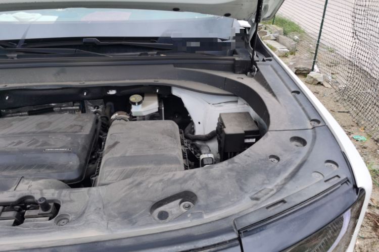 Used BAIC Off-Road BJ30 2024 1.5T Magic Electric Drive Advanced Version Engine Bay Left