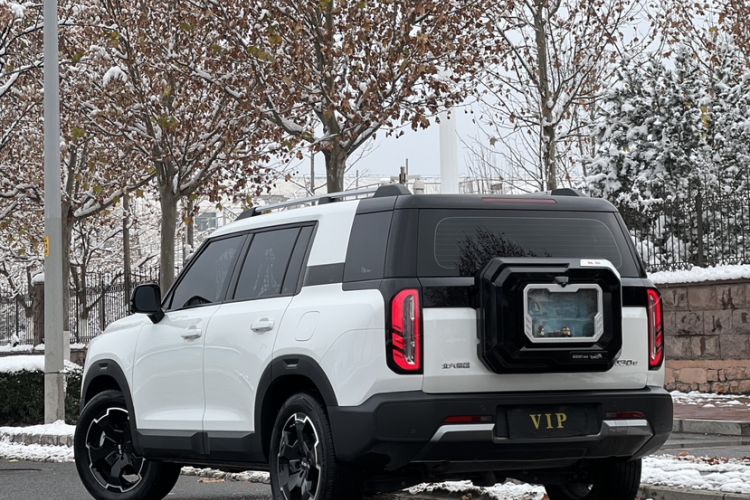 Used BAIC Off-Road BJ30 2024 1.5T Magic Electric Drive Advanced Version Exterior 3