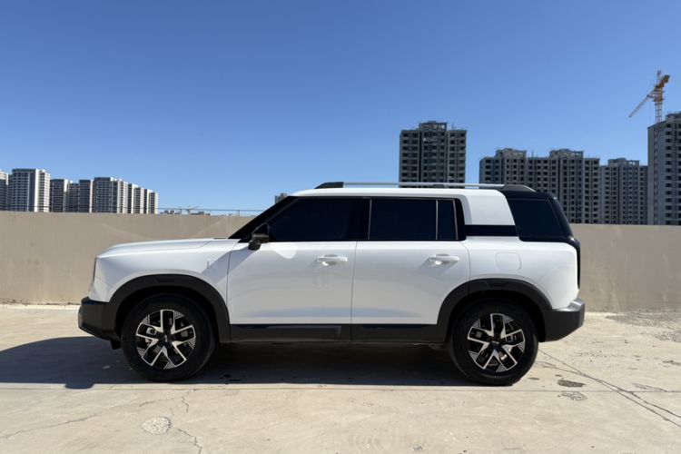 Used BAIC Off-Road BJ30 2024 1.5T Magic Electric Drive Standard Edition Exterior 3