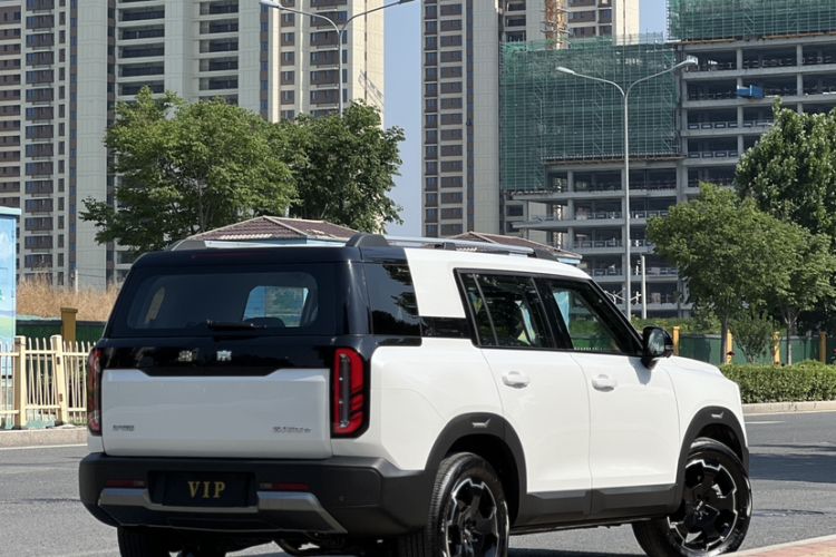 Used BAIC Off-Road BJ30 2024 1.5T Magic Electric Drive Advanced Version Exterior 4