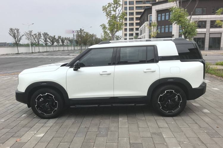 Used BAIC Off-Road BJ30 2024 1.5T Magic Electric Drive Advanced Version Exterior 5