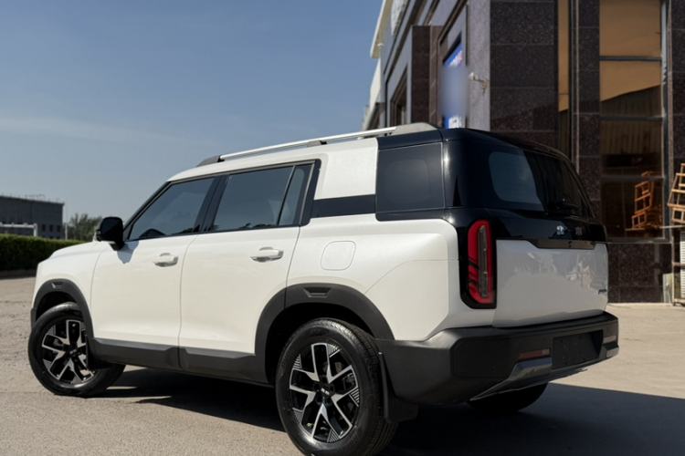 Used BAIC Off-Road BJ30 2024 1.5T Magic Electric Drive Standard Edition Exterior 7