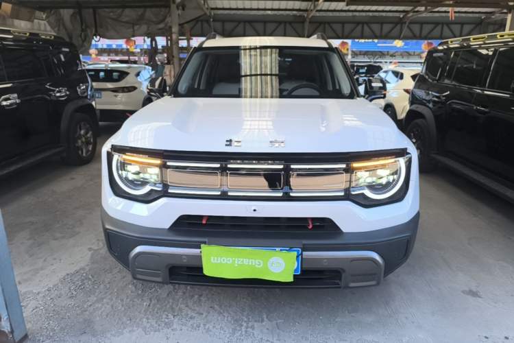 Used BAIC Off-Road BJ30 2024 1.5T Magic Electric Drive Standard Edition Front