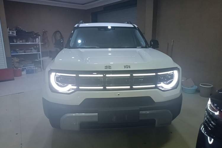 Used BAIC Off-Road BJ30 2024 1.5T Magic Electric Drive Standard Edition Front