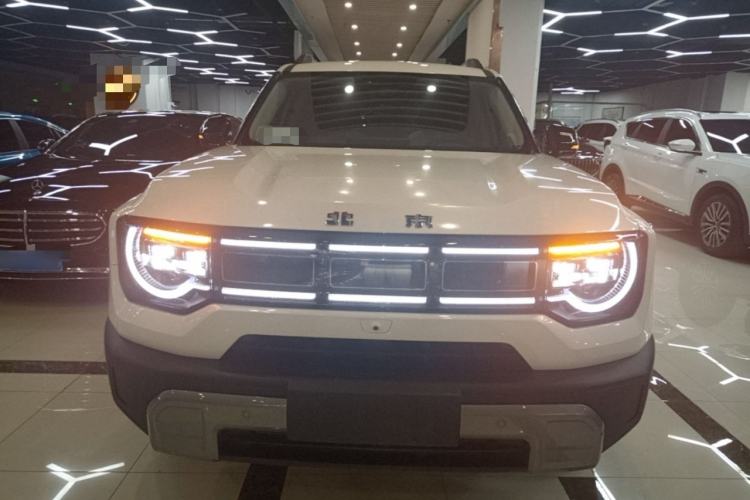 Used BAIC Off-Road BJ30 2024 1.5T Magic Electric Drive Standard Edition Front