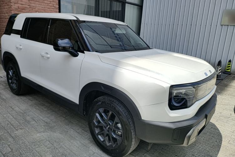 Used BAIC Off-Road BJ30 2024 1.5T Light Wilderness Air Edition Front Right 45 Deg