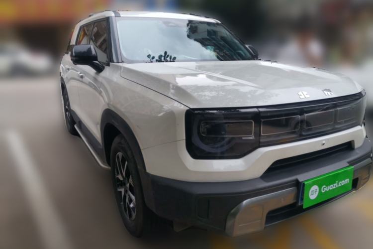 Used BAIC Off-Road BJ30 2024 1.5T Light Wilderness Pro Edition Front Right 45 Deg