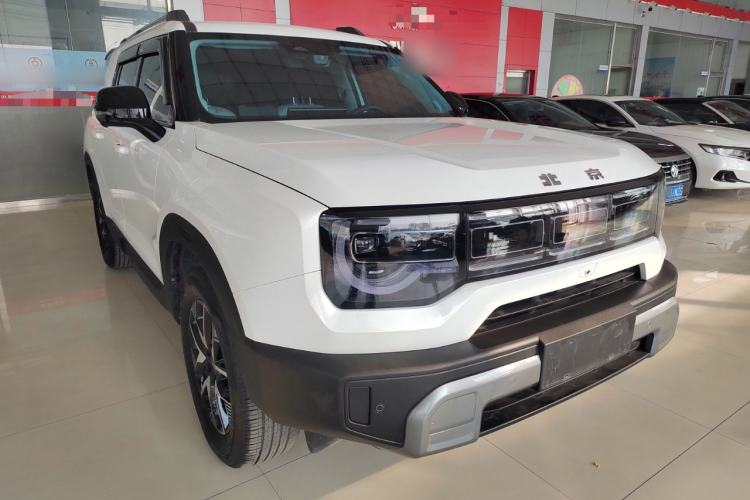 Used BAIC Off-Road BJ30 2024 1.5T Light Wilderness Pro Edition Front Right 45 Deg