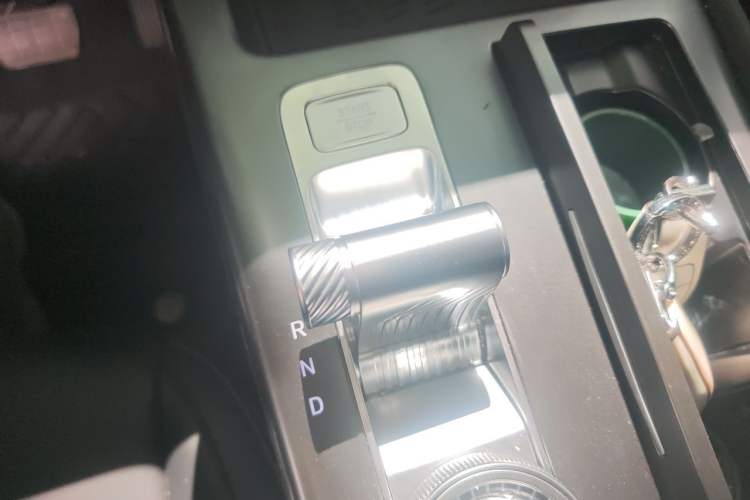Used BAIC Off-Road BJ30 2024 1.5T Magic Electric Drive Advanced Version Gear Lever