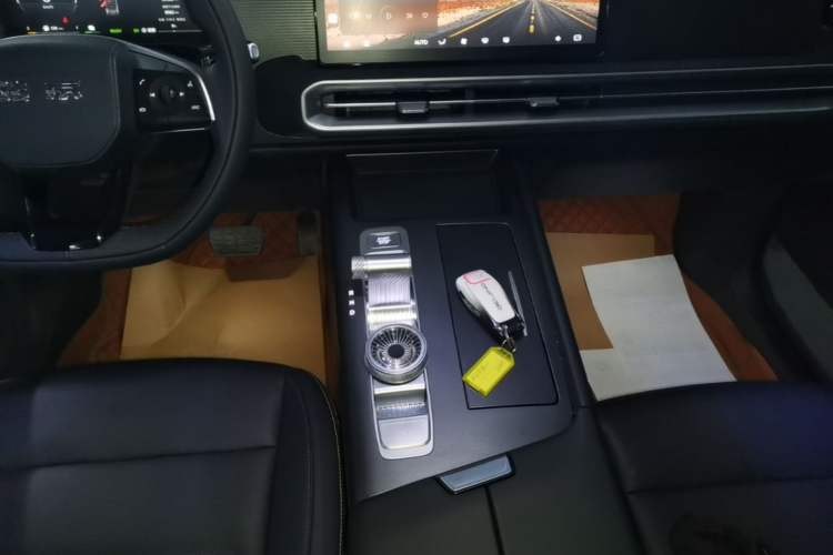 Used BAIC Off-Road BJ30 2024 1.5T Magic Electric Drive Standard Edition Gear Lever
