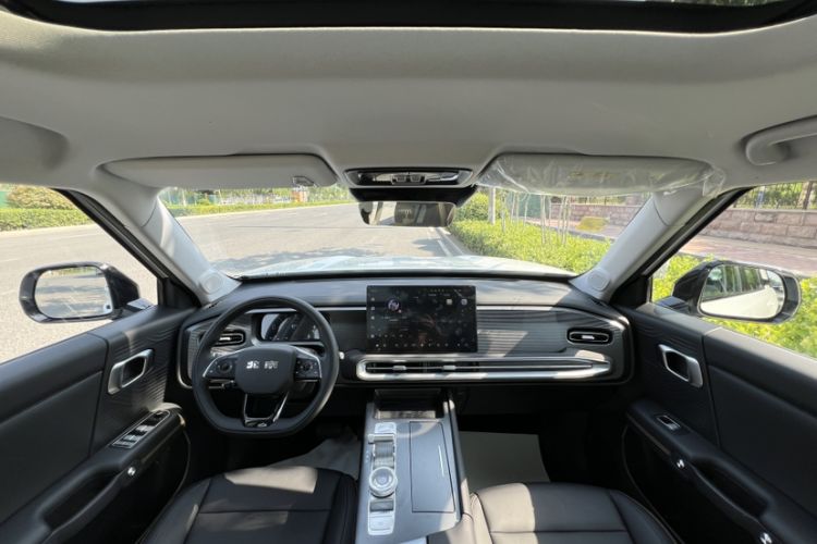 Used BAIC Off-Road BJ30 2024 1.5T Magic Electric Drive Advanced Version Interior 1