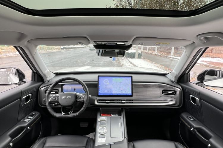 Used BAIC Off-Road BJ30 2024 1.5T Magic Electric Drive Advanced Version Interior 4