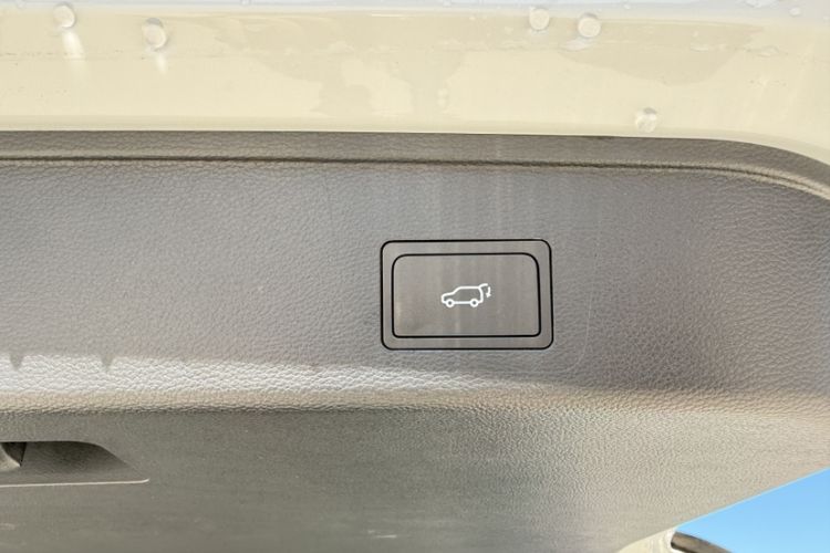 Used BAIC Off-Road BJ30 2024 1.5T Magic Electric Drive Standard Edition Interior 6