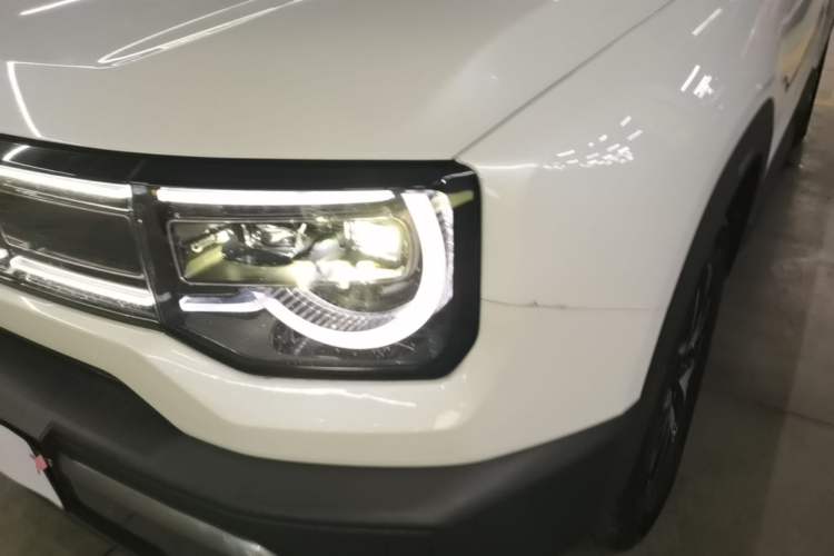 Used BAIC Off-Road BJ30 2024 1.5T Magic Electric Drive Standard Edition Left Front Headlight