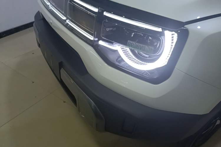 Used BAIC Off-Road BJ30 2024 1.5T Magic Electric Drive Standard Edition Left Front Headlight