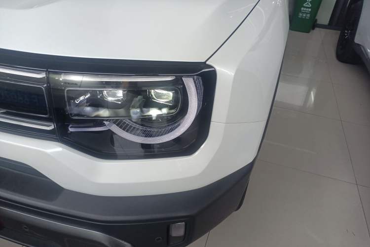 Used BAIC Off-Road BJ30 2024 1.5T Magic Electric Drive Advanced Version Left Front Headlight