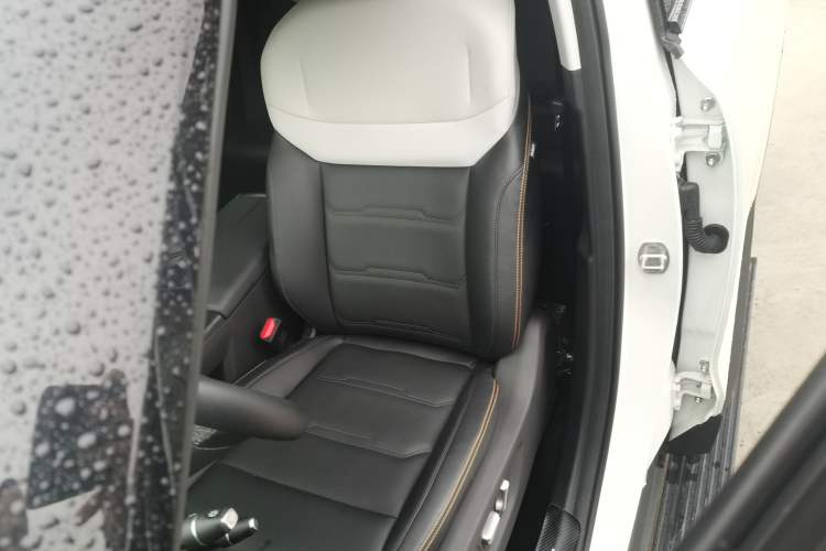 Used BAIC Off-Road BJ30 2024 1.5T Magic Electric Drive Advanced Version Left Front Seat