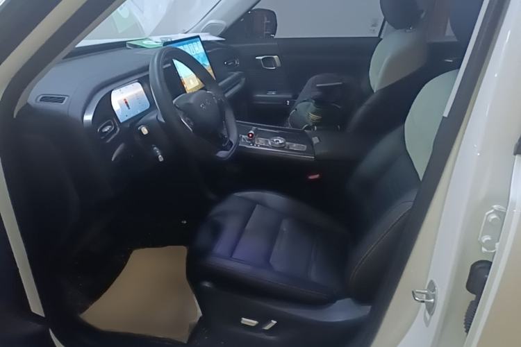 Used BAIC Off-Road BJ30 2024 1.5T Magic Electric Drive Standard Edition Left Front Seat