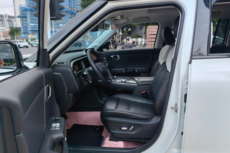 Used BAIC Off-Road BJ30 2024 1.5T Magic Electric Drive Advanced Version Left Front Seat