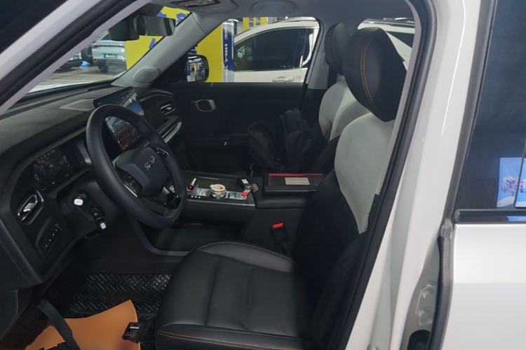 Used BAIC Off-Road BJ30 2024 1.5T Magic Electric Drive Advanced Version Left Front Seat