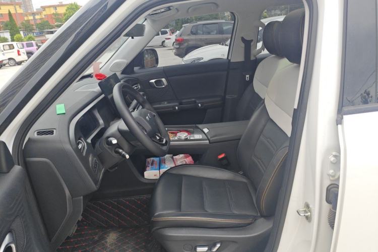 Used BAIC Off-Road BJ30 2024 1.5T Magic Electric Drive Advanced Version Left Front Seat