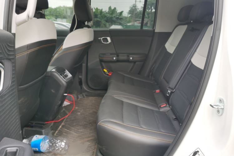 Used BAIC Off-Road BJ30 2024 1.5T Magic Electric Drive Advanced Version Left Rear Seat