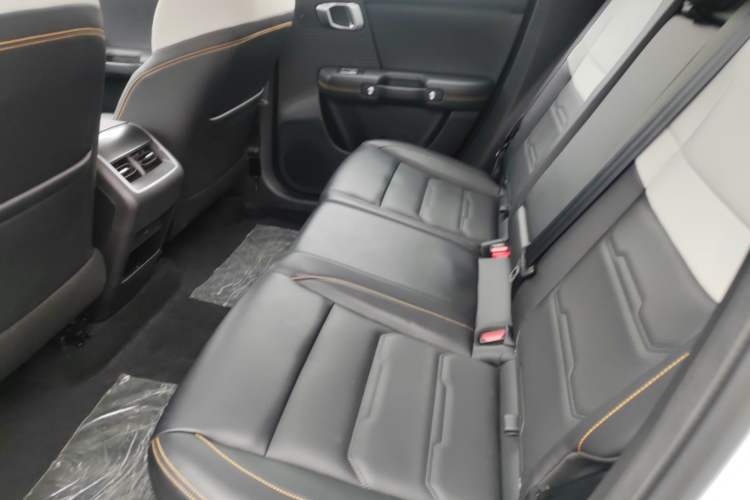 Used BAIC Off-Road BJ30 2024 1.5T Magic Electric Drive Advanced Version Left Rear Seat