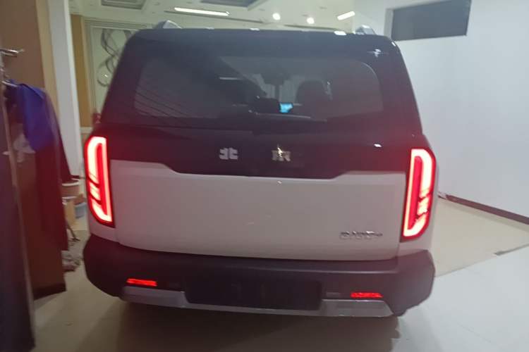 Used BAIC Off-Road BJ30 2024 1.5T Magic Electric Drive Standard Edition Rear