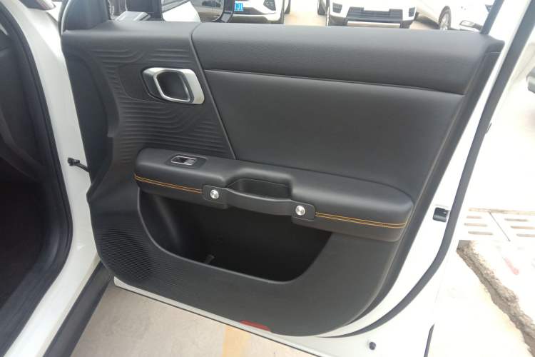 Used BAIC Off-Road BJ30 2024 1.5T Magic Electric Drive Advanced Version Right Front Door Interior