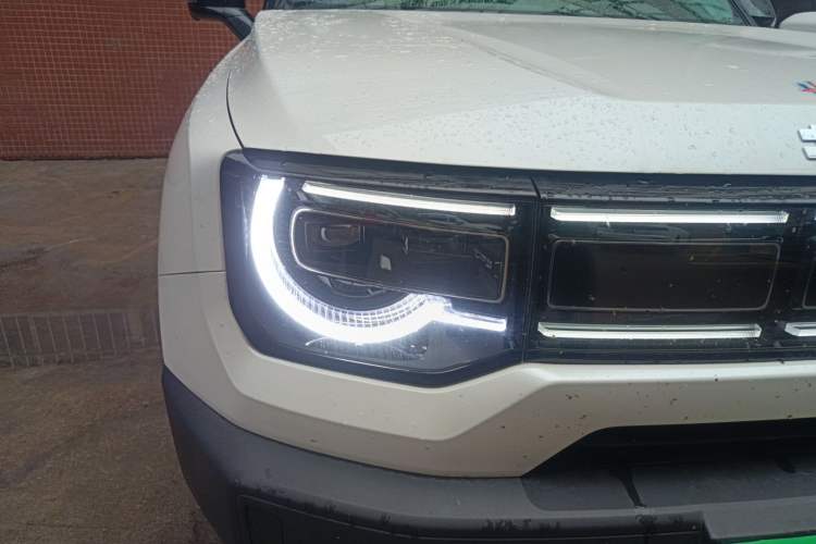 Used BAIC Off-Road BJ30 2024 1.5T Light Wilderness Air Edition Right Front Headlight