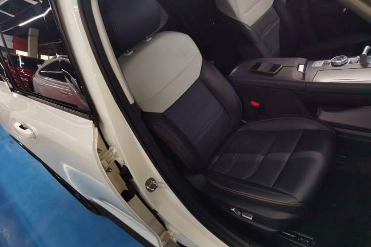 Used BAIC Off-Road BJ30 2024 1.5T Magic Electric Drive Advanced Version Right Front Seat