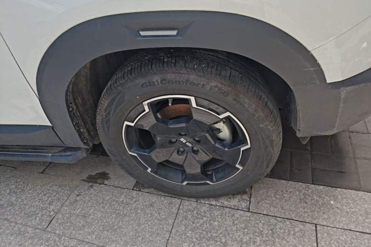 Used BAIC Off-Road BJ30 2024 1.5T Magic Electric Drive Advanced Version Right Front Wheel Hub