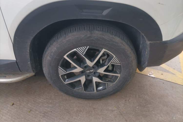 Used BAIC Off-Road BJ30 2024 1.5T Light Wilderness Pro Edition Right Front Wheel Hub