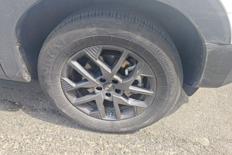 Used BAIC Off-Road BJ30 2024 1.5T Light Wilderness Air Edition Right Front Wheel Hub