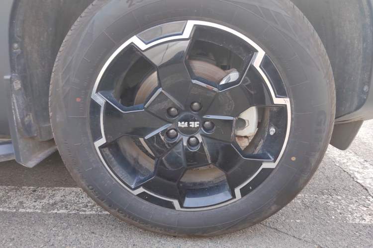 Used BAIC Off-Road BJ30 2024 1.5T Magic Electric Drive Advanced Version Right Front Wheel Hub