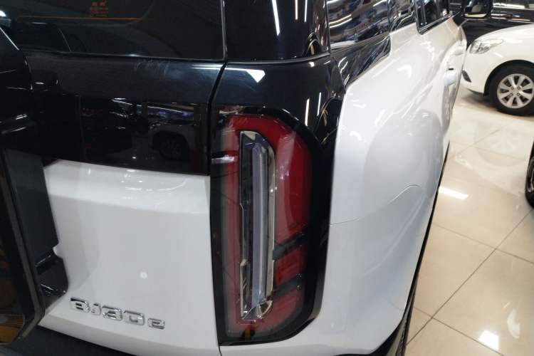 Used BAIC Off-Road BJ30 2024 1.5T Magic Electric Drive Advanced Version Right Rear Taillight