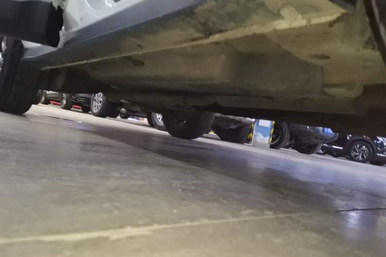 Used BAIC Off-Road BJ30 2024 1.5T Magic Electric Drive Standard Edition Right Side Sill