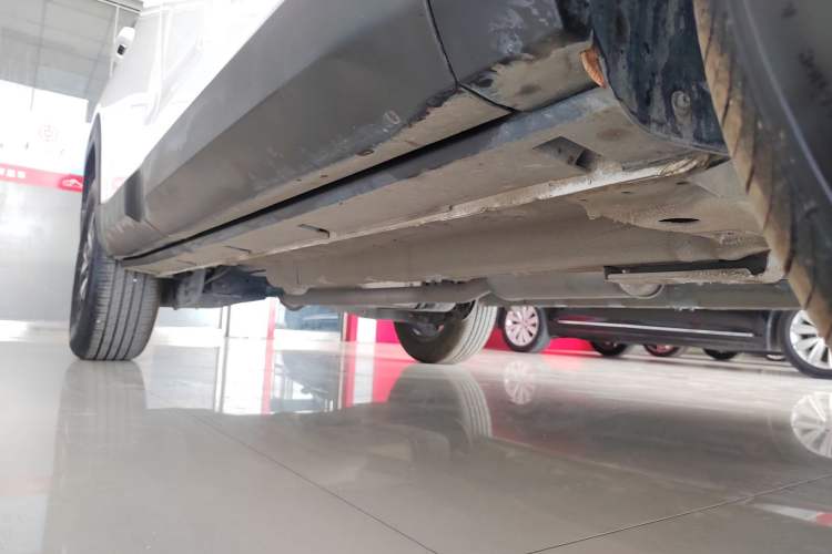 Used BAIC Off-Road BJ30 2024 1.5T Light Wilderness Pro Edition Right Side Sill
