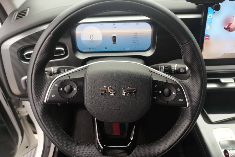 Used BAIC Off-Road BJ30 2024 1.5T Magic Electric Drive Advanced Version Steering Wheel
