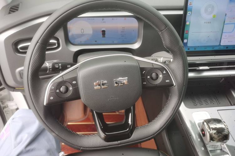 Used BAIC Off-Road BJ30 2024 1.5T Magic Electric Drive Advanced Version Steering Wheel