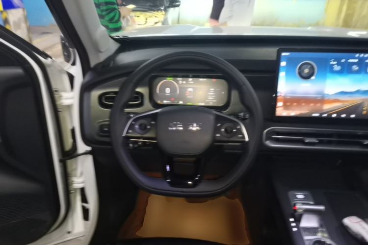 Used BAIC Off-Road BJ30 2024 1.5T Magic Electric Drive Standard Edition Steering Wheel
