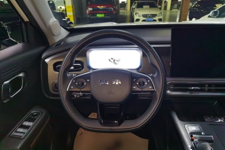 Used BAIC Off-Road BJ30 2024 1.5T Magic Electric Drive Advanced Version Steering Wheel