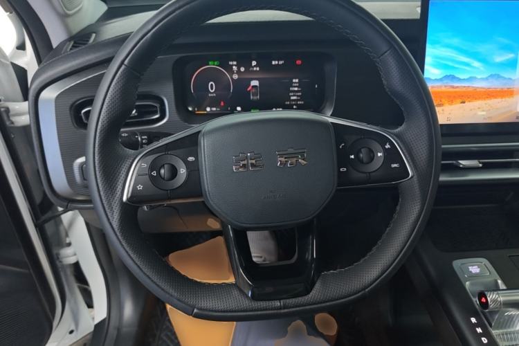 Used BAIC Off-Road BJ30 2024 1.5T Magic Electric Drive Advanced Version Steering Wheel