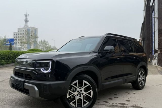 BAIC Off-Road BJ30 2026 Model Traveler 1.5T Hybrid Standard Version مستعملة