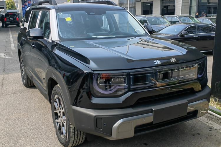 Used BAIC Off-Road BJ30 2026 Model Traveler 1.5T DCT Two-Wheel Drive Advanced Version Exterior 1