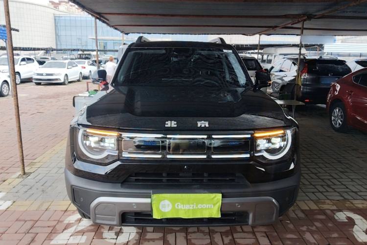 Used BAIC Off-Road BJ30 2026 Model Traveler 1.5T Hybrid Standard Version Front
