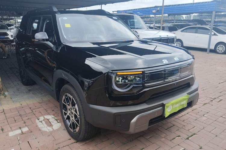 Used BAIC Off-Road BJ30 2026 Model Traveler 1.5T DCT Two-Wheel Drive Advanced Version Front Right 45 Deg