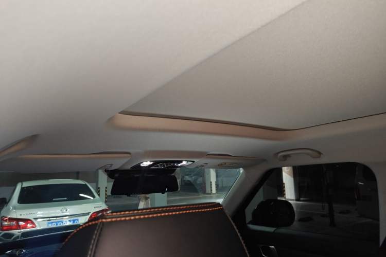Used BAIC Off-Road BJ30 2026 Model Traveler 1.5T DCT Two-Wheel Drive Advanced Version Headliner
