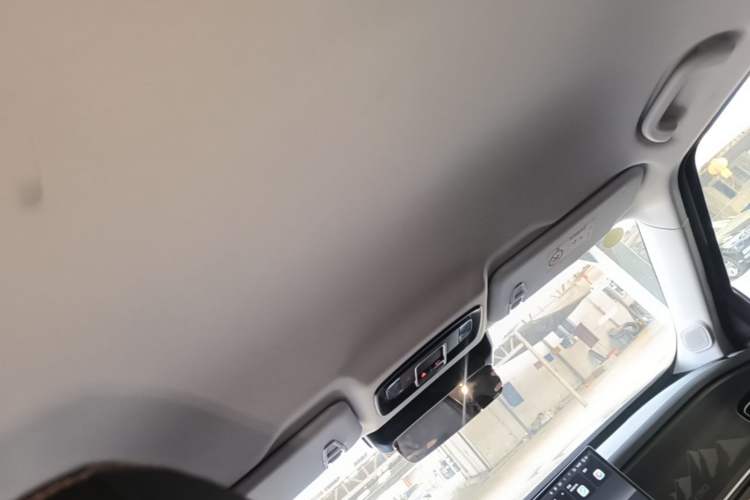 Used BAIC Off-Road BJ30 2026 Model Traveler 1.5T DCT Two-Wheel Drive Standard Version Headliner